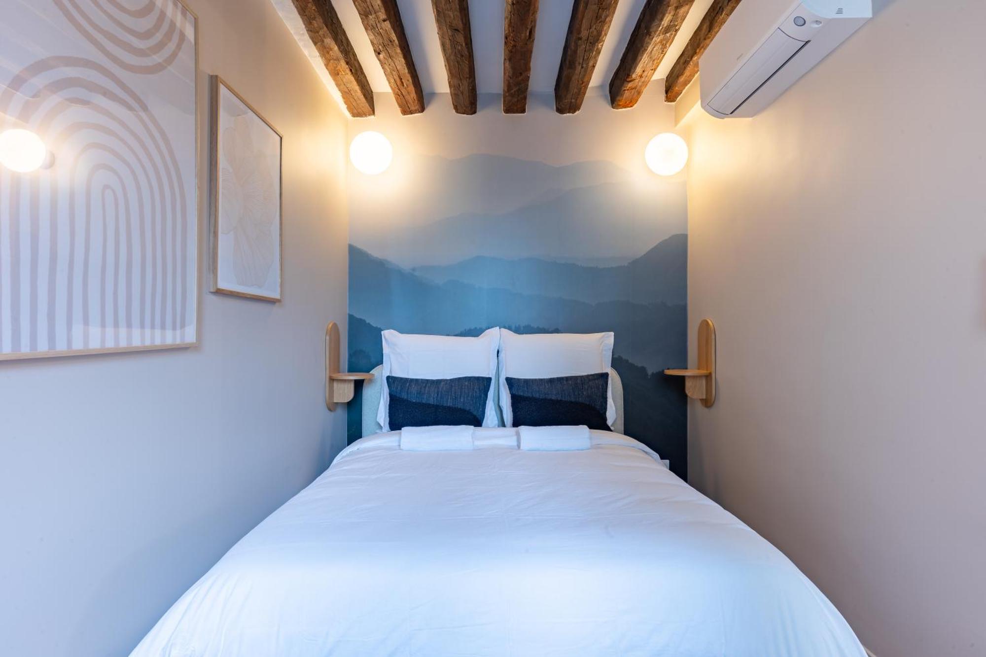 Heart Of - Spacious 3-bedroom Air-conditione * Paris
